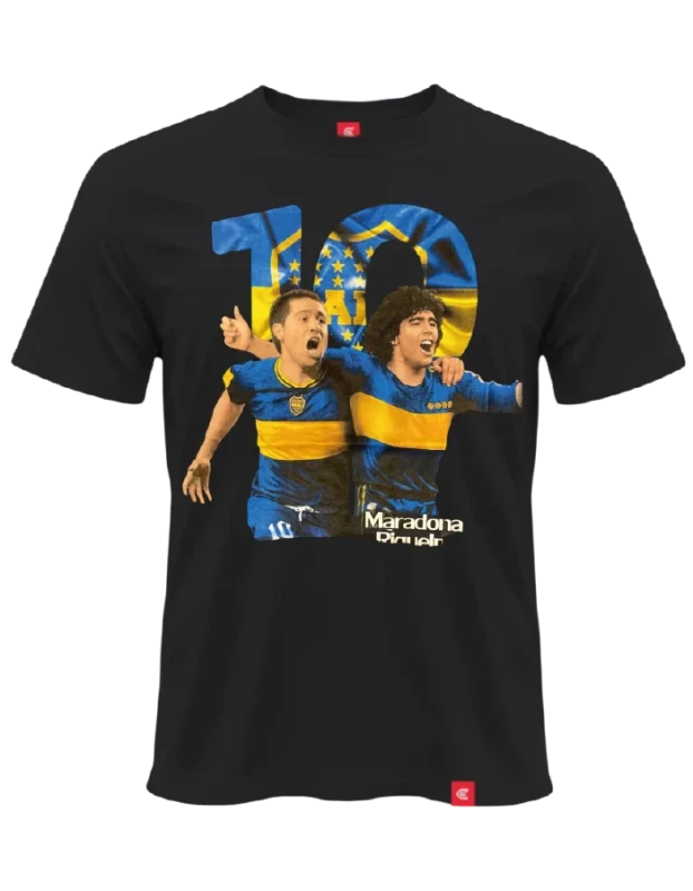 maradona-abrazo-riquelme-negro